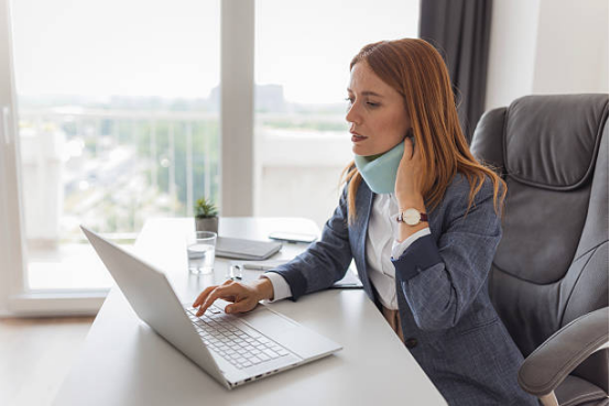 Memory Foam Pillow's "After-Get-Off-Work Healing" Effect on Working People's Neck Spine